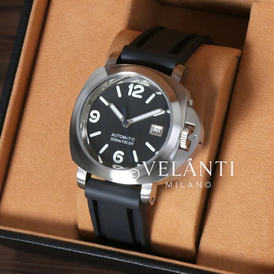 Paneiko | Black Rubber