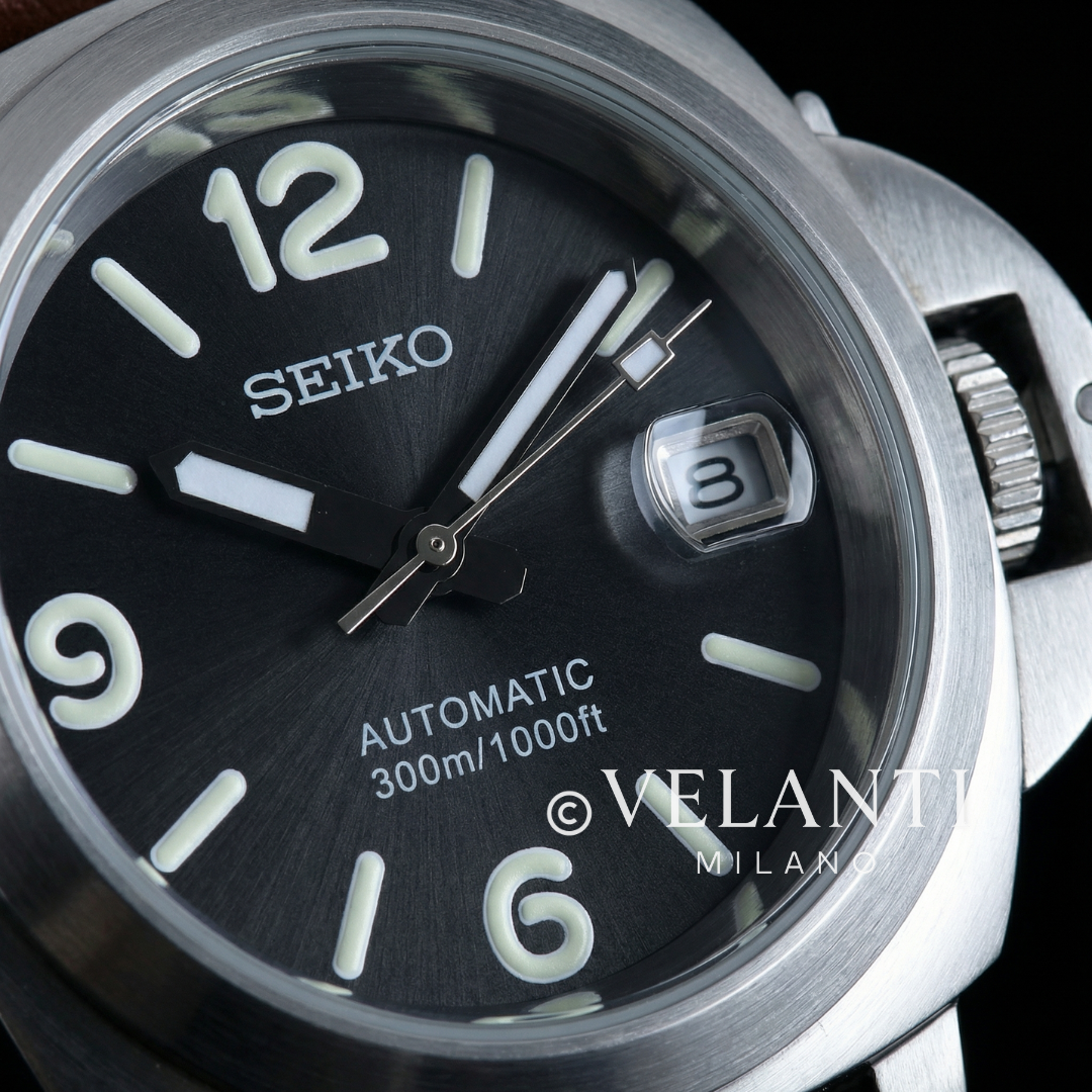 Paneiko | Brown Leather