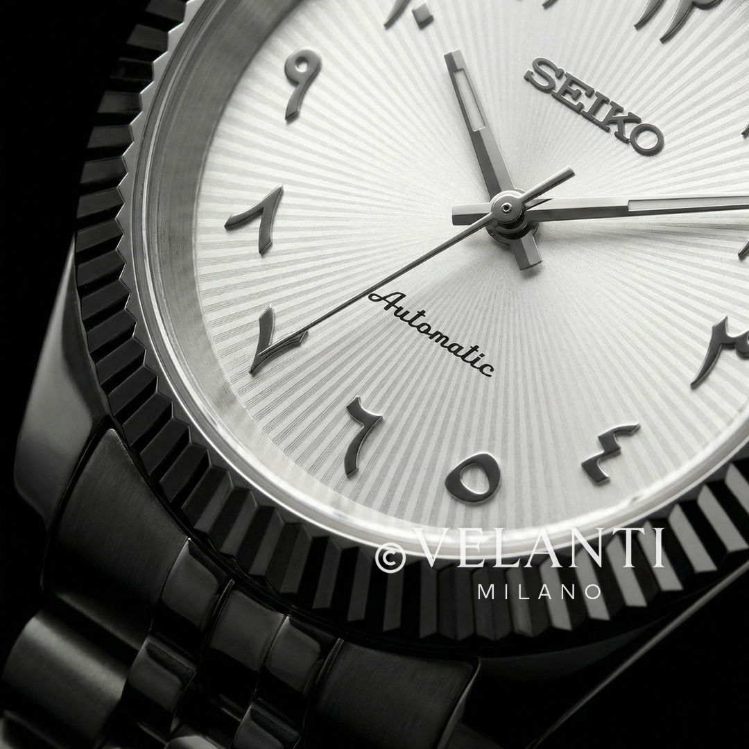 Seikojust | White Arabic Textured