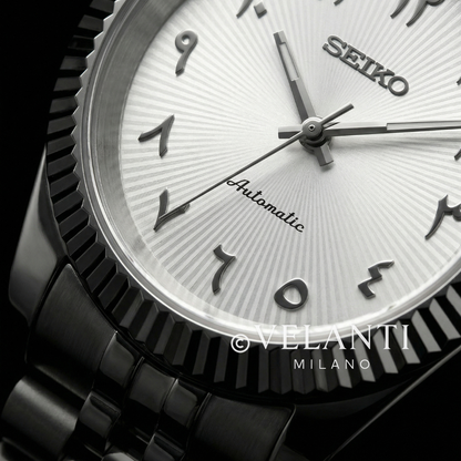 Seikojust | White Arabic Textured