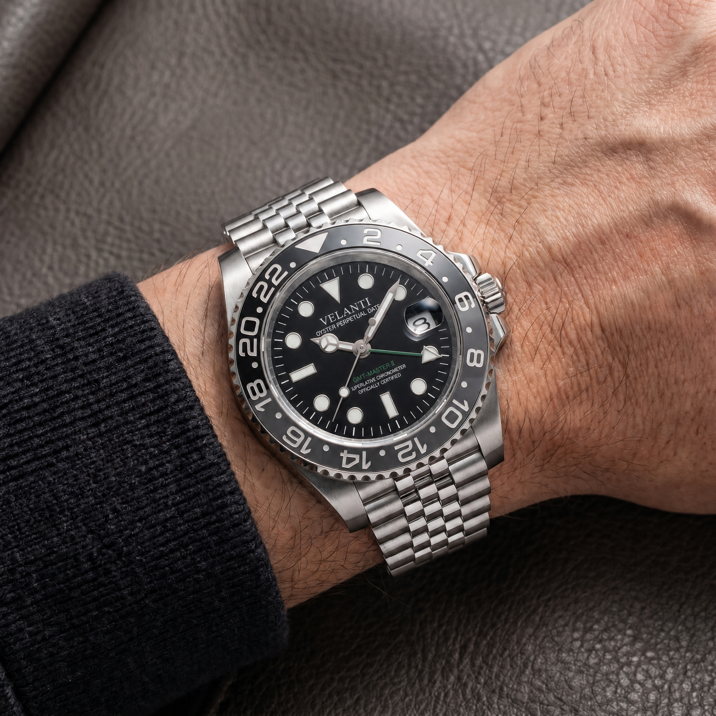 GMT-style custom mod watch, Velanti Milano Gmtvel Bruce Wayne worn on wrist photo 4