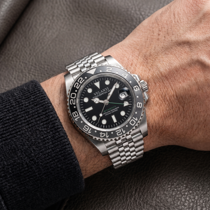 GMT-style custom mod watch, Velanti Milano Gmtvel Bruce Wayne worn on wrist photo 4