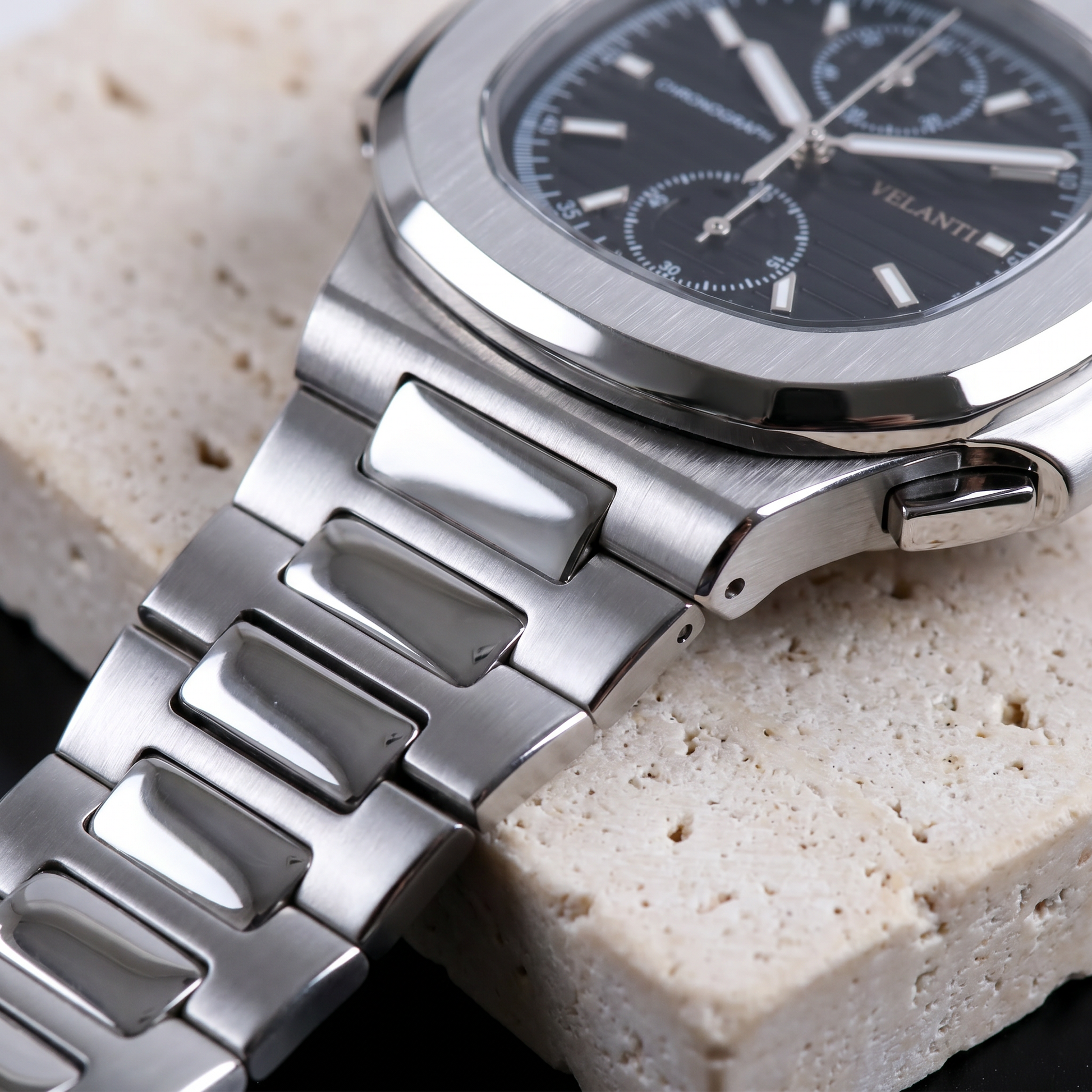 Nautilus-style custom chronograph watch, Velanti Milano Nautvel Chrono Black, product photo 4