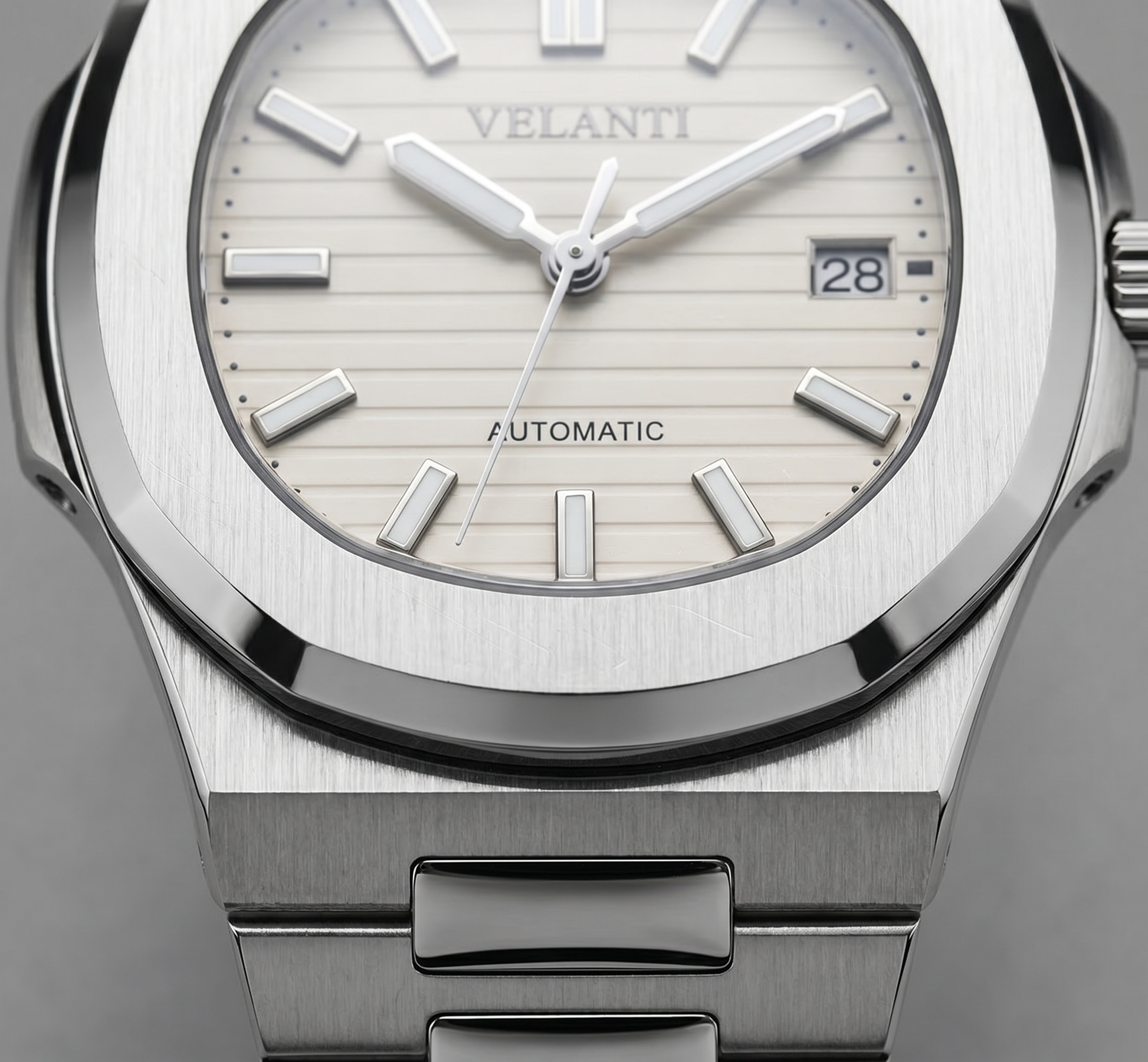 Nautilus-style custom mod watch, Velanti Milano Nautvel Cream, product photo 3