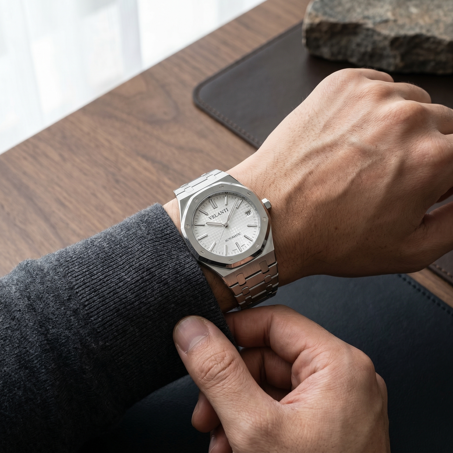 Royal Oak-style custom mod watch, Velanti Milano Royal Veloak White worn on wrist