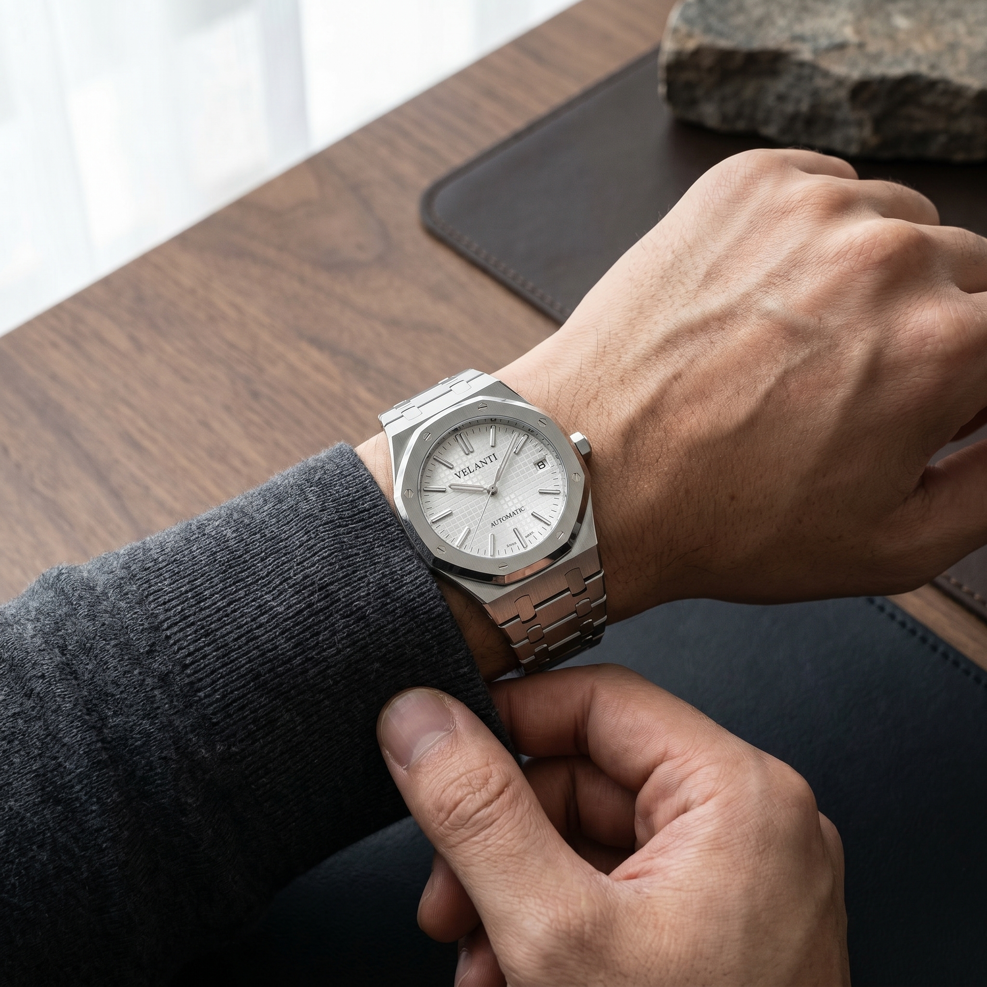 Royal Oak-style custom mod watch, Velanti Milano Royal Veloak White worn on wrist