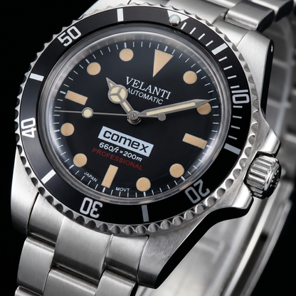 Submariner-style custom automatic watch, Velanti Milano Velmariner Vintage, watch detail photo