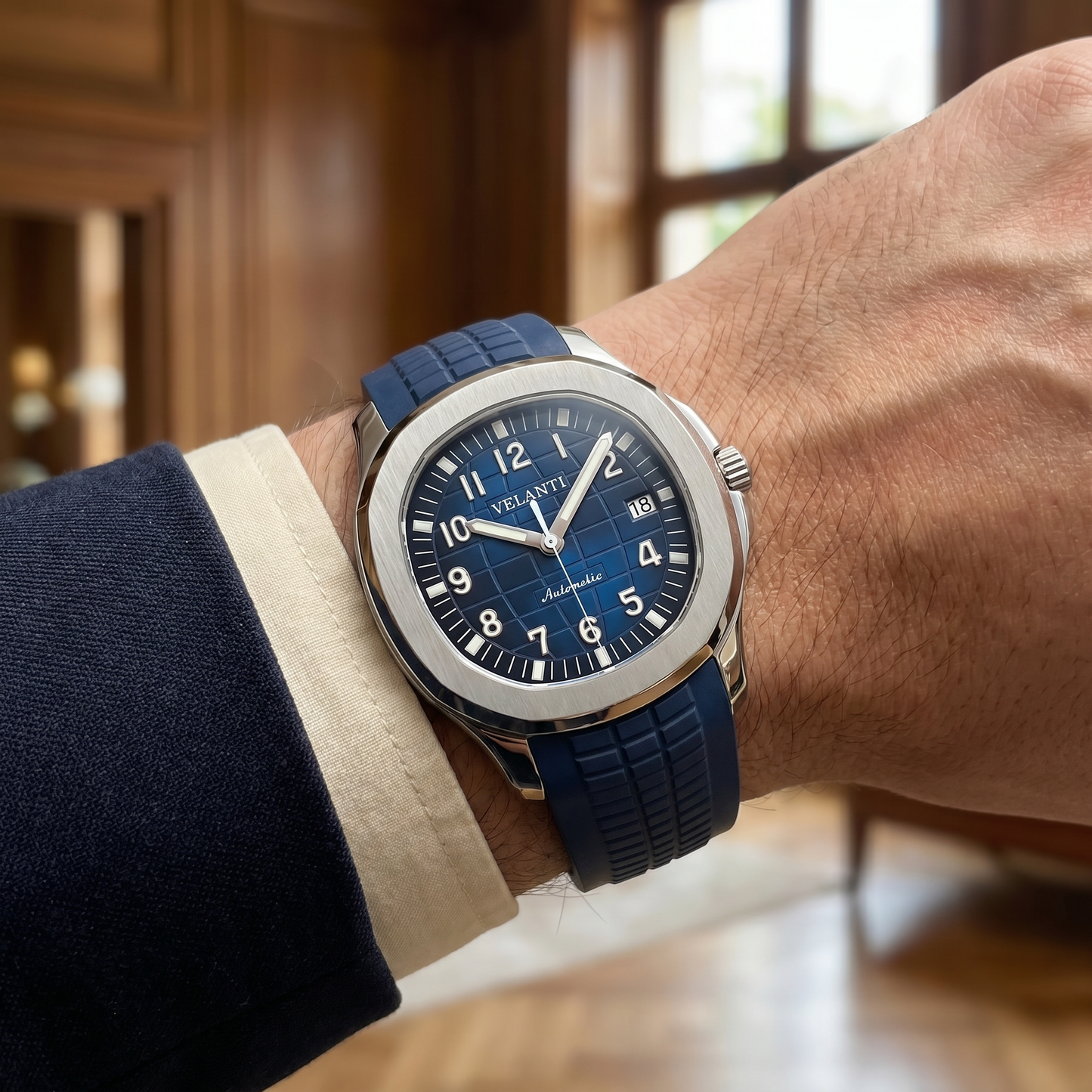 Aquanaut-style custom mod watch, Velanti Milano Velnaut Blue, product photo 6
