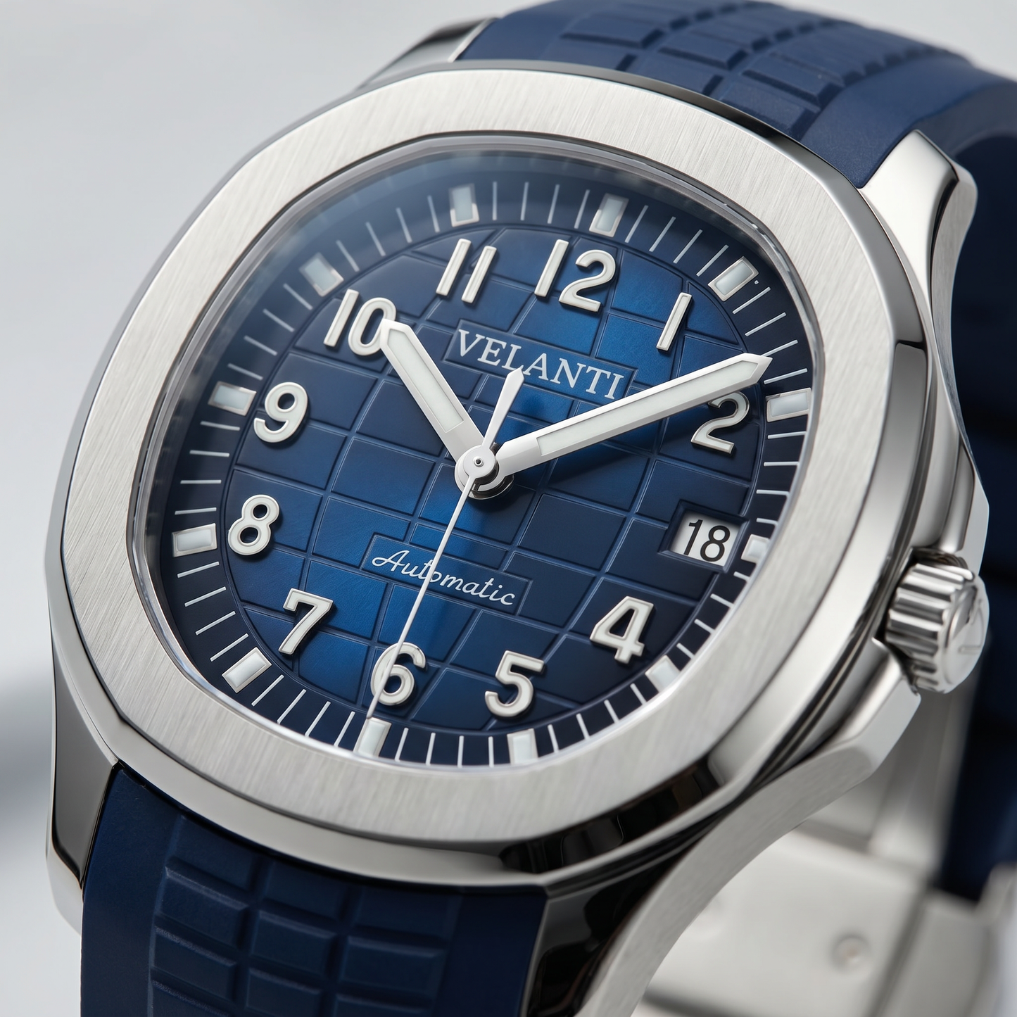 Aquanaut-style custom mod watch, Velanti Milano Velnaut Blue, product photo 3