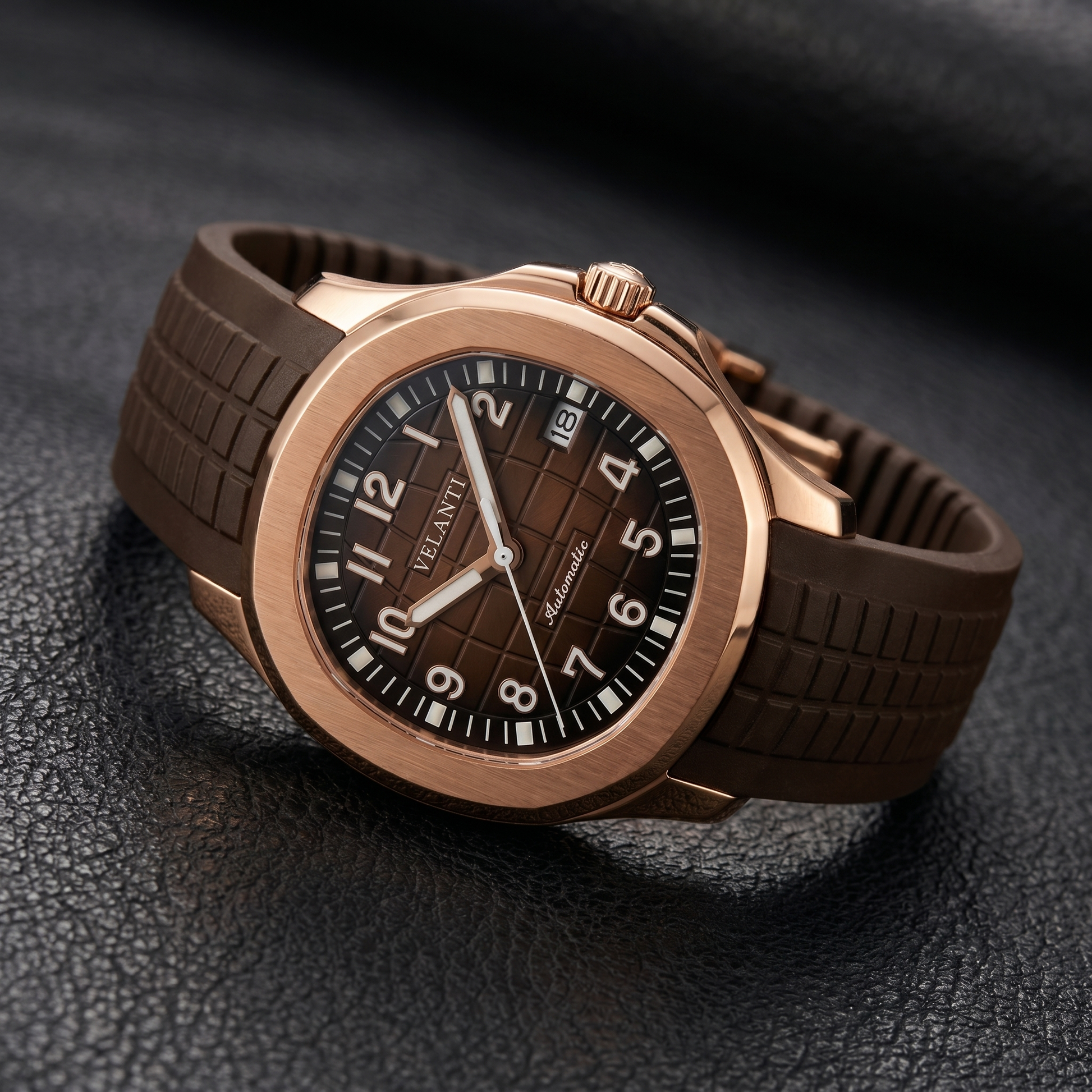 Aquanaut-style custom automatic watch, Velanti Milano Velnaut Brown (Rose Gold), bracelet detail photo