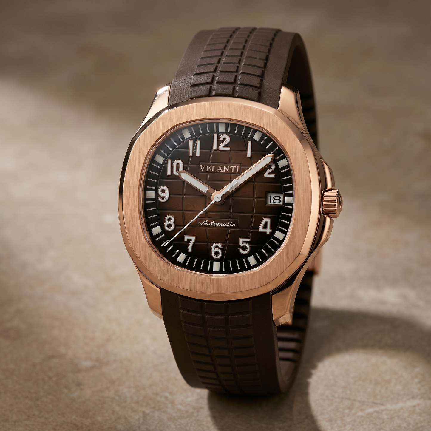 Aquanaut-style custom automatic watch, Velanti Milano Velnaut Brown (Rose Gold), watch detail photo