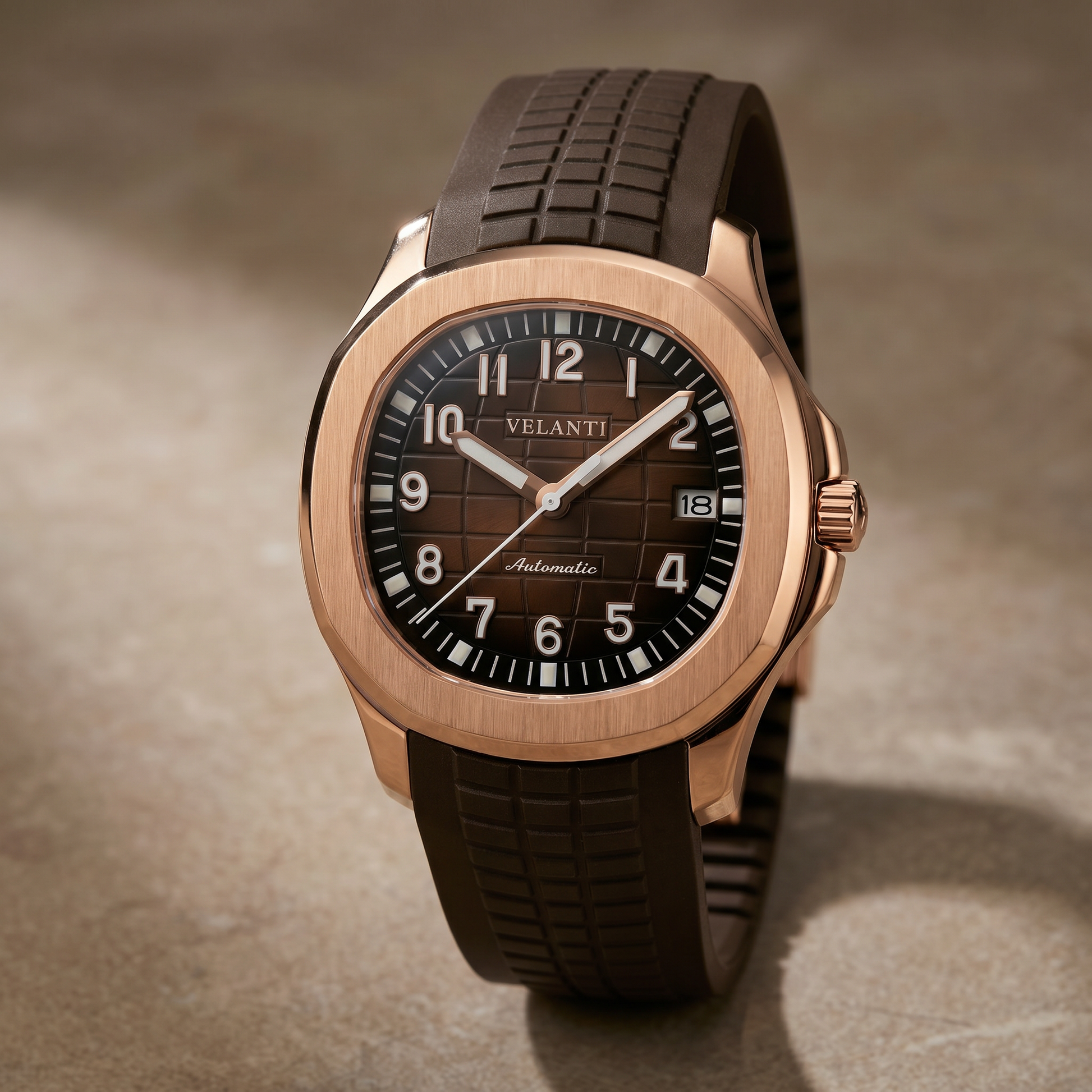 Aquanaut-style custom automatic watch, Velanti Milano Velnaut Brown (Rose Gold), watch detail photo