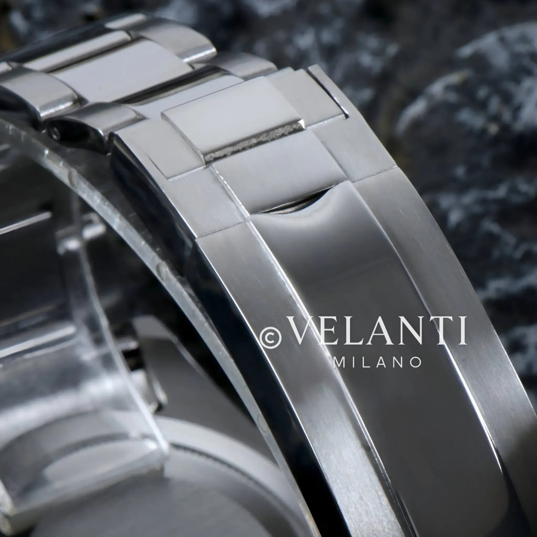 Daytona-style custom chronograph watch, Velanti Milano Veltona Black Panda, product photo 9